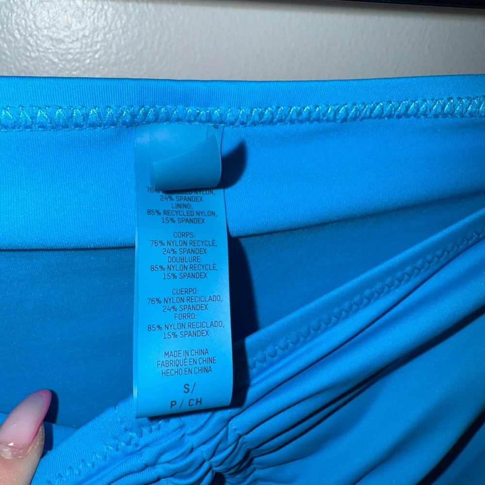 SKIMS Coverup Set: Swim Long Sleeve Shrug and Ruched Mini Skirt Turquoise - Picture 13 of 16